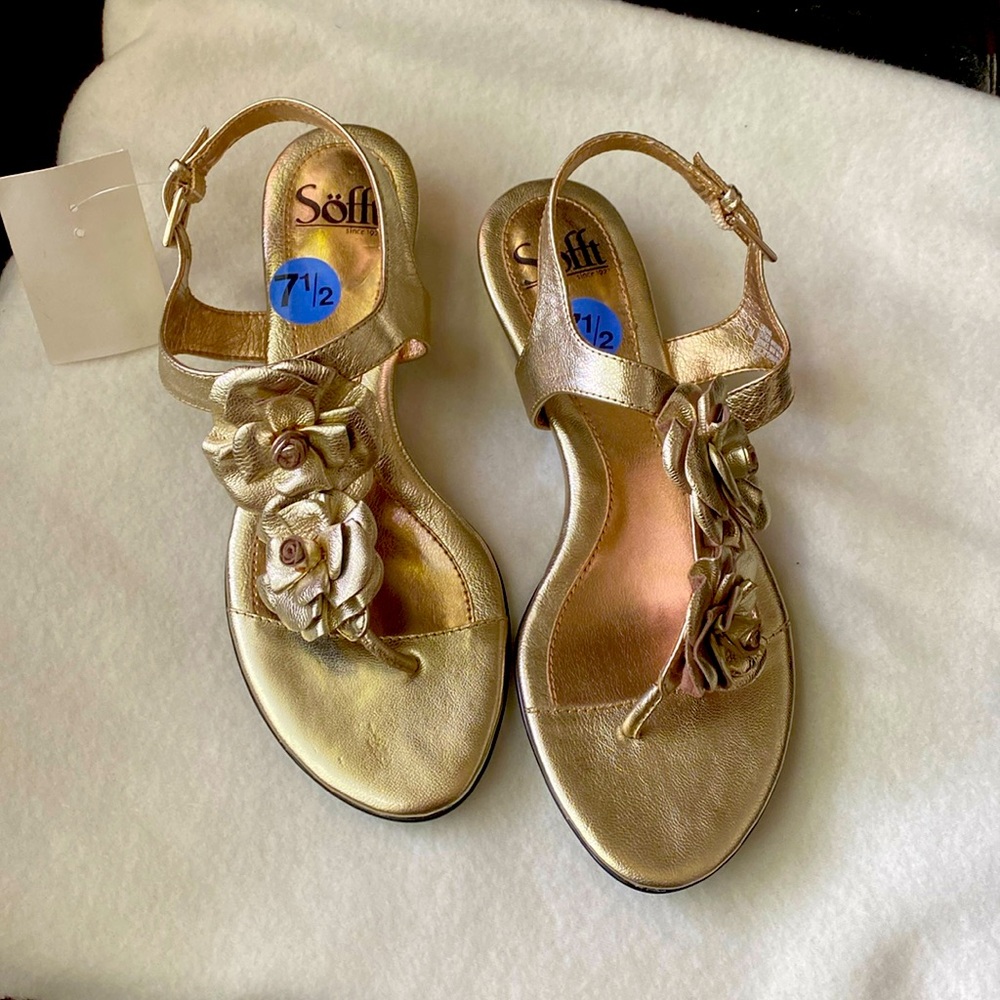 Thong sandals!